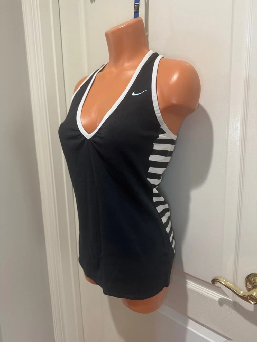 NIKE DRI-FIT Nautical Navy White V Neck Tank Stripe Insets S Small $40 EUC KL